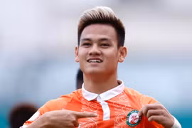 Cầu thủ Hồ Tấn Tài giúp Bình Định FC hạ đội đầu bảng
