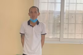 Bàn giao đối tượng trốn cách ly ở Campuchia nhập cảnh vào Việt Nam