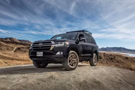Toyota Land Cruiser mới sẽ được thay đổi động cơ