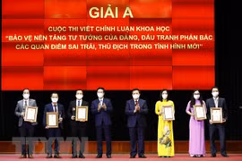 Phát hiện, đào tạo đội ngũ những “cây viết” chính luận khoa học về bảo vệ nền tảng tư tưởng của Đảng