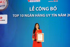 Techcombank được vinh danh là ngân hàng TMCP tư nhân uy tín nhất Việt Nam năm thứ 3 liên tiếp.