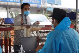 Ngừng kiểm tra giấy xét nghiệm tại 12 chốt cửa ngõ TP. Hồ Chí Minh