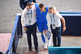 Tiền đạo đội tuyển Ukraine chia tay Euro 2020