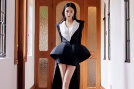 Dương Mịch bị chê "tàn nhẫn" với con gái