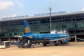 Tạm dừng vận chuyển hành khách trên đường bay TP.Hồ Chí Minh - Hà Nội