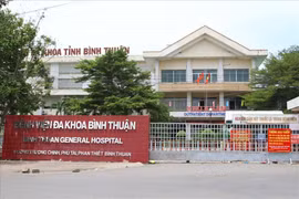 Bình Thuận: Phạt 15 triệu đồng một bác sĩ Bệnh viện Đa Khoa tỉnh không khai báo y tế