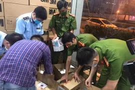 Hà Nội: Liên tiếp phát hiện số lượng lớn thiết bị y tế không có nguồn gốc xuất xứ