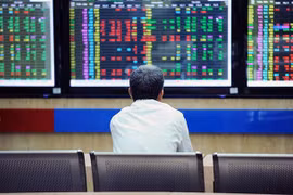 Chứng khoán ngày 22/6: Vận động trong vùng 1.350 - 1.390 điểm