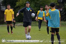 Đối thủ dính COVID-19, U23 Malaysia lo sốt vó trước thềm giải châu Á