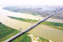 Nửa thế kỷ, Hà Nội vẫn loay hoay với bài toán "thành phố ven sông Hồng"