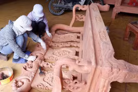 Làng nghề Liên Hà (Đan Phượng): Dịch bệnh đẩy các hộ sản xuất gỗ đến bờ vực phá sản