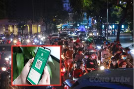 Hà Nội không nên nóng vội cấp "thẻ xanh Covid" cho người tiêm đủ 2 mũi vắc xin