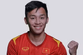 Văn Hiếu lọt top 5 cầu thủ trẻ hay nhất vòng bảng Futsal World Cup 2021