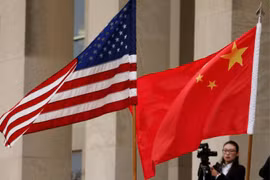 Biến chủng Delta giúp Mỹ “bỏ xa” Trung Quốc về tốc độ tăng trưởng GDP