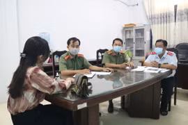 Nhắc nhở người phụ nữ có bình luận không đúng sự thật liên quan đến tình hình dịch bệnh Covid-19