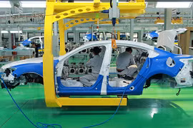 Nghiên cứu giảm 50% lệ phí trước bạ ô tô lắp ráp trong nước