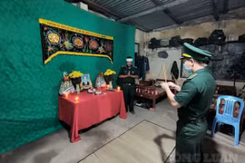 Không thể về quê khi bố mất, Đại úy biên phòng đành chịu tang bố ở chốt phòng dịch Covid-19