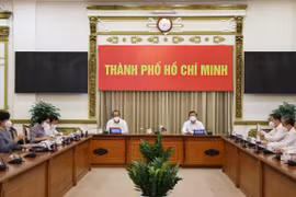 Covid-19 còn diễn biến rất phức tạp, mỗi ngày cách ly phát hiện gần 2.800 ca