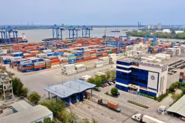 Tân Cảng Hiệp Phước tạm ngừng dịch vụ đóng rút gạo, xuất khẩu gạo tiếp tục gặp khó