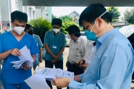 Bộ trưởng Nguyễn Thanh Long: Bình Dương cần đảm bảo an sinh cho người dân trong vùng “khoá chặt”