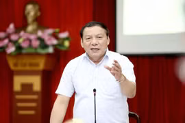 Ông Nguyễn Văn Hùng làm Chủ tịch Hội đồng xét tặng danh hiệu Nghệ nhân nhân dân, Nghệ nhân ưu tú