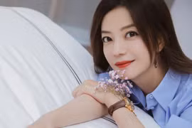 Triệu Vy chính thức bị xoá sạch khỏi loạt dự án, Weibo và website lớn nhất Trung Quốc