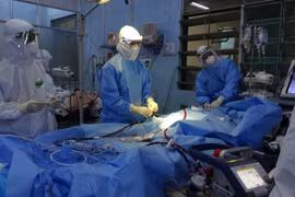TP. HCM: Cứu sản phụ mắc Covid-19 qua cơn nguy kịch bằng kỹ thuật ECMO