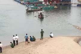 Phú Thọ: Tích cực tìm kiếm 2 học sinh lớp 7 mất tích trên sông Đà