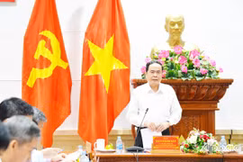 Phó Chủ tịch Thường trực Quốc hội kiểm tra công tác chuẩn bị bầu cử tại Tiền Giang