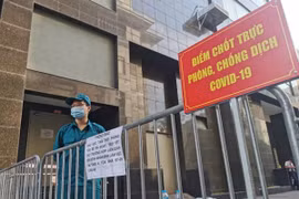 Hà Nội: Phong tỏa tạm thời tòa nhà 97-99 Láng Hạ để truy vết Covid-19  