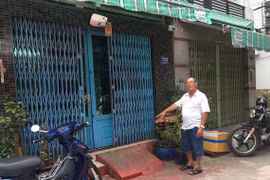 TP. HCM: Truy bắt nhóm đối tượng ném sơn, mắm tôm vào nhà dân