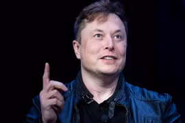 Elon Musk là tỷ phú giàu nhất hành tinh, hơn cả Bill Gates và Warren Buffett cộng lại