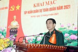 Bộ trưởng Bộ Quốc phòng: Thực hiện phương châm huấn luyện “Cơ bản-Thiết thực-Vững chắc”
