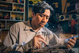 Những nam nghệ sĩ Việt có mặt trong các bộ phim trăm tỷ