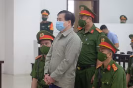 Vũ “nhôm” bị đề nghị từ 7-9 năm tù về tội đưa hối lộ