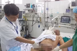 Cứu sống bệnh nhân bị vi khuẩn tấn công vào 'của quý'