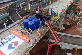 Đội vốn 2 tỷ USD, Indonesia cố “xoay” tiền trả Trung Quốc xây nốt đường sắt cao tốc