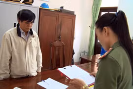 Phú Yên: Truy tố nguyên PGĐ Sở Nội vụ cùng 17 bị can trong vụ làm lộ đề thi công chức