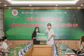 SHB tiếp tục đồng hành, hỗ trợ các bệnh viện và người nghèo vượt qua đại dịch Covid-19