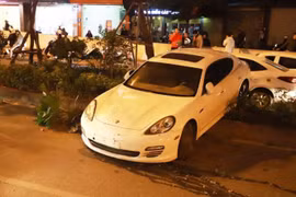 Vụ tài xế ôtô Porsche tai nạn: Bệnh viện Bạch Mai không tiếp nhận tài xế nào bị đột quỵ tối 7/1