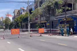 Phú Yên: Xử phạt 8 triệu đồng đối với nhóm người tụ tập xem bóng đá trong khu phong tỏa