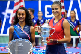 Tay vợt nữ 18 tuổi giành ngôi vô địch US Open