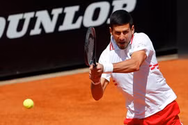 Djokovic thắng ngược Tsitsipas tại tứ kết Rome Masters