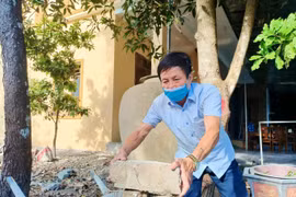 Người cựu chiến binh tích cực phong trào 'dịch rào hiến đất'