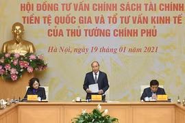 Thủ tướng Nguyễn Xuân Phúc: Chúng ta không được vấp ngã để kinh tế Việt Nam tụt dốc