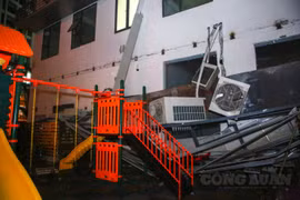 Hà Nội: Sập dàn điều hòa của chung cư An Bình, rơi xuống khu vui chơi của trẻ em