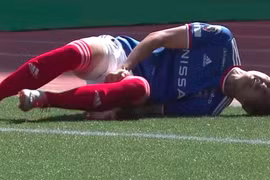 Cầu Thủ Thái Lan bỏ lỡ cơ hội chạm trán Văn Lâm tại J.League