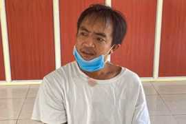 Tự lập chốt tại đường liên xã để thu tiền người đi đường