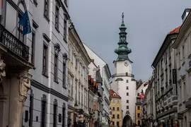 Slovakia trục xuất 3 nhân viên của Đại sứ quán Nga
