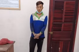 An Giang: Bắt giữ đối tượng vận chuyển gần 5.000 gói thuốc lá ngoại nhập lậu